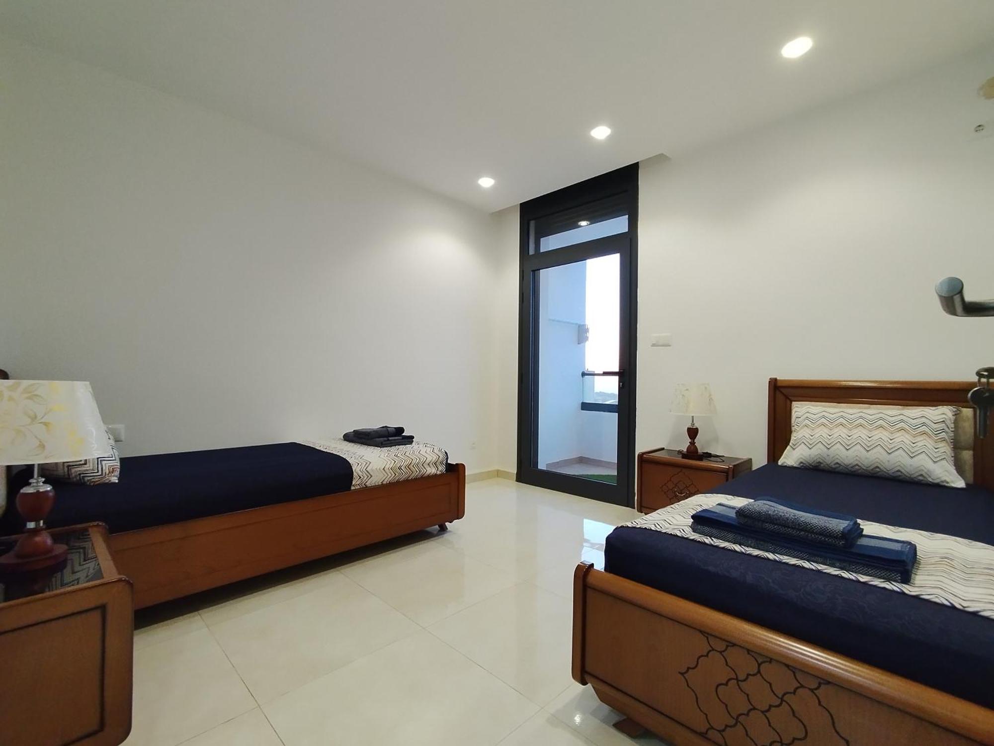 Luxueux Appartement A Tlemcen Exteriör bild